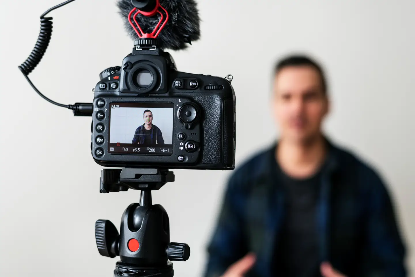 9 Compelling Reasons Video Testimonials Are a Must for Business Growth